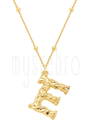 Naszyjnik z literką E